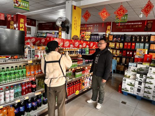 武汉黄陂：驻店解惑巧施策 数据赋能稳“收官”
