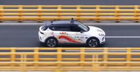 百度联手优步将在英国伦敦开展无人驾驶出租车试运行