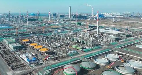 锚定集群发展 辽滨经开区锻造石化产业“金名片”