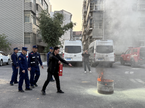 武穴烟草：织密安全防护网 赋能高质量发展