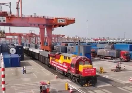 金融“组合拳”为西部陆海新通道建设提供强大支撑