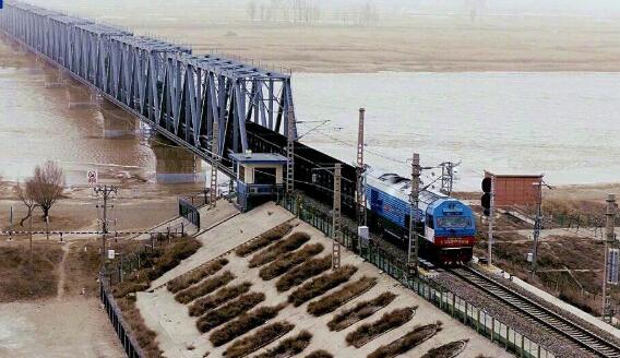 世界首次3.5万吨群组列车试验成功 新列车带来哪些能力提升？