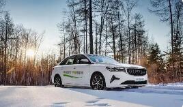 甲醇经济破局冰雪产业能源瓶颈 吉利绿色运力方案或成北方“新基建”支柱