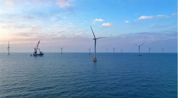 我国水深最深海上风电项目并网发电