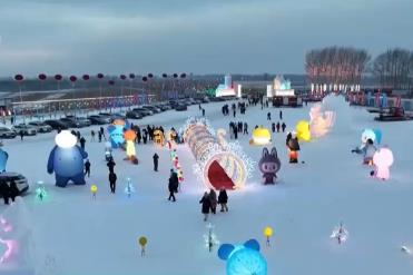 新年伊始中国冰雪旅游魅力持续释放 中国游成为世界游客的“最优解”