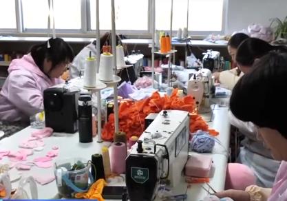 创意、速度让马年玩具市场“热辣滚烫” 订单火爆促企业“开足马力”生产