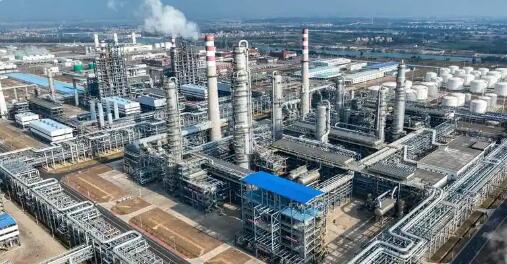 中国石油：新材料产量“三级跳”助推转型跑出“加速度”