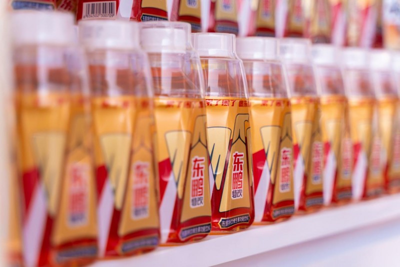 全渠道布局深耕市场，东鹏特饮持续撬动功能饮料消费增量