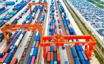 河南郑州铁路口岸：协同管理推动“通关+物流”高效衔接