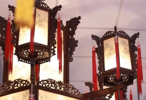 传统花灯文化在新时代熠熠生辉 非遗技艺“镌刻”浓浓年味