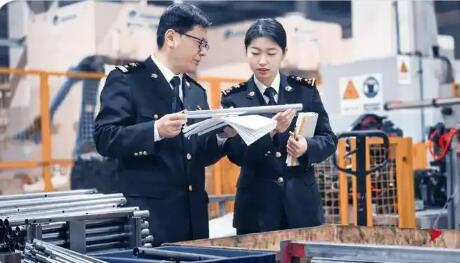 向新赛道冲刺 于精微处深研  2025年江苏民营企业进出口2.65万亿元