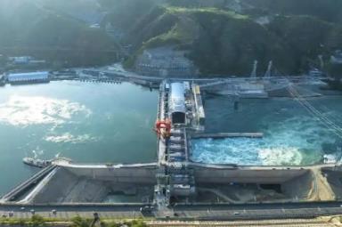 全国首个！四川水电装机破1亿千瓦，如何消纳