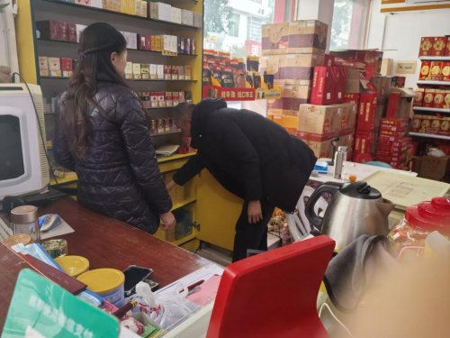 寒雪护安暖人心初心践责展风采