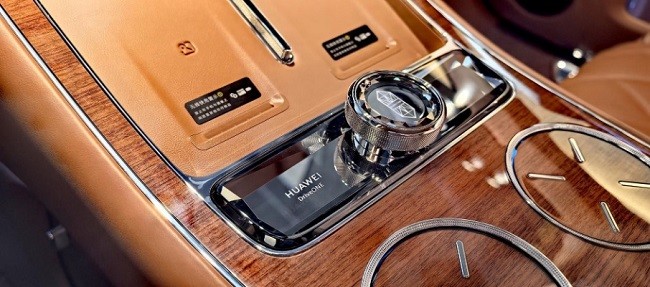 百万车主的选择  华为DriveONE稳居2025中国市场独立一级供应商发货量首位