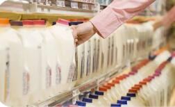 商务部：2月13日起对原产于欧盟的进口相关乳制品征收反补贴税