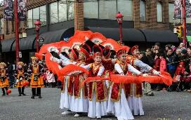 从“中国年”到“世界年”：马年春节的寰球共振