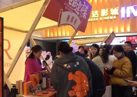 票房领跑全球、题材多元绽放：中国电影市场迎马年“开门红” 点燃新春消费热潮