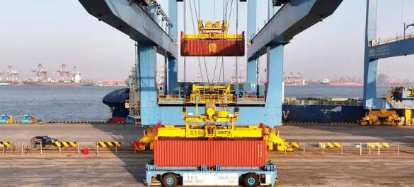 首次、突破、刷新极限！春节假期，我国多领域解锁新成就