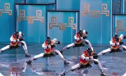 创造多项全球第一 宇树机器人春晚现场秀出“赛博真功夫”