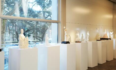 “中国白·德化瓷”闪耀日内瓦 国际巡展开启中瑞文化新对话