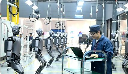 “大脑”升级 性能跃升 国产机器人深耕底层技术