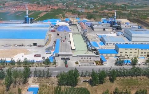 全球最大单炉硅酸钠马蹄焰窑炉点火成功