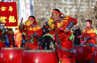 追着非遗过大年 传统中国年焕新