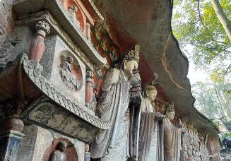 大足石刻中小石窟年内将实现保护设施全覆盖