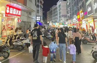 让下沉市场走上消费增长的前沿