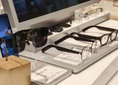 AI眼镜出货量攀升 产业链企业推进技术革新