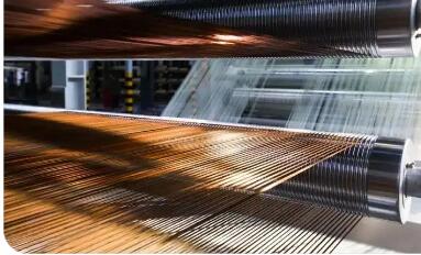 我国自主研发 世界最强超高强度碳纤维全球首发