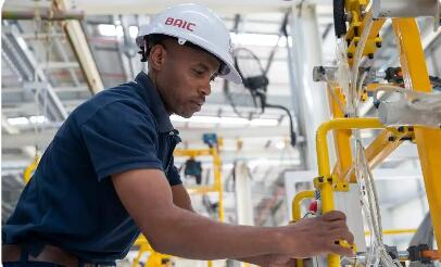 南非1月制造业产出同比下降0.7%