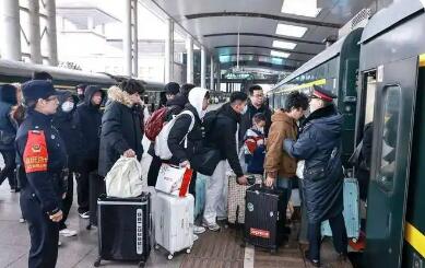 春运40天超94亿人次出行 “流动的中国”充满活力