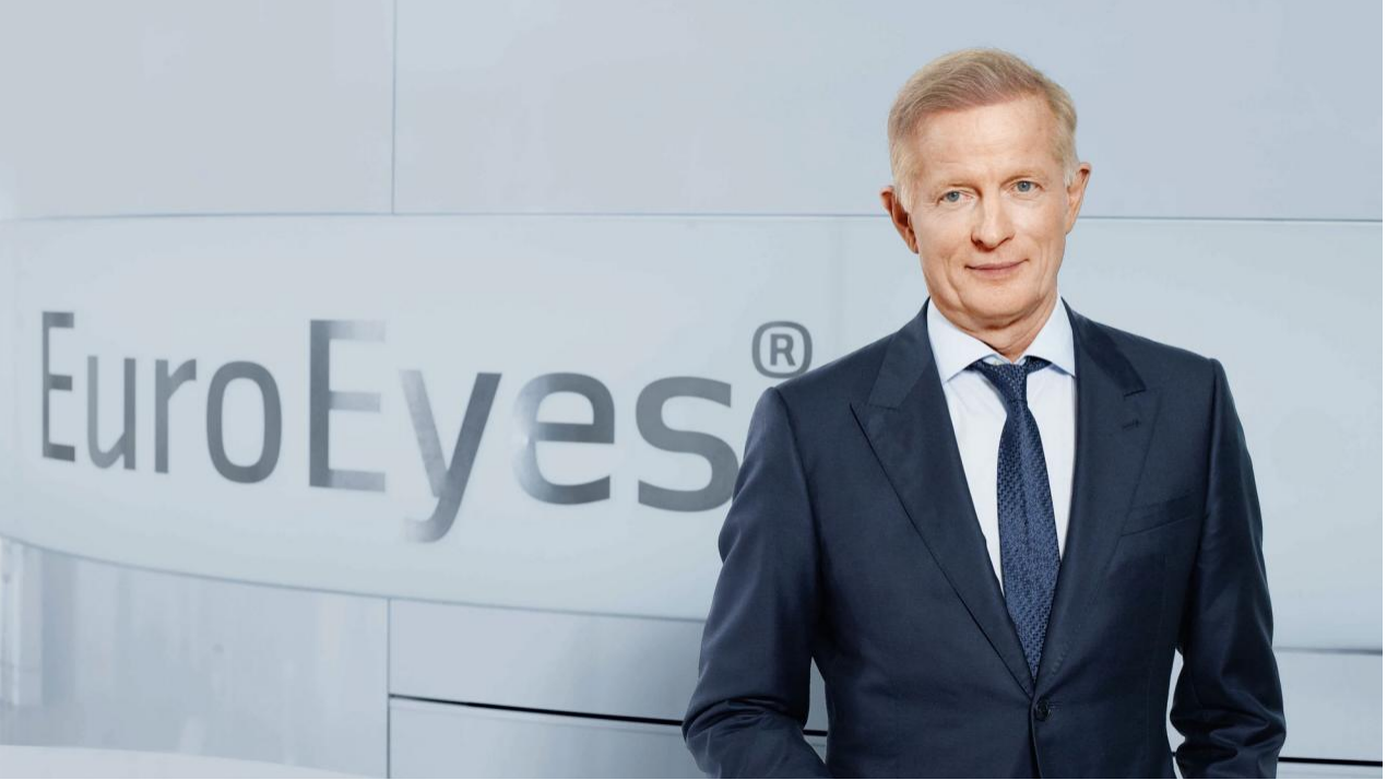 德视佳 “眼科法拉利天团”亮相中国：德国精工眼科，守护生命周期视觉健康