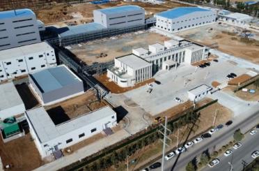 国内首条2万吨湿法母胶生产线投产