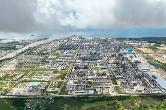 广东揭阳：园区经济“托”起千亿产值