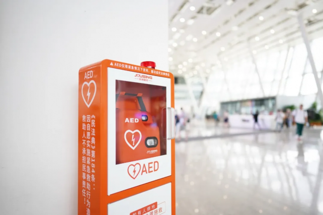 技术迭代驱动久心医疗 AED 市场份额跃升 稳居行业前列