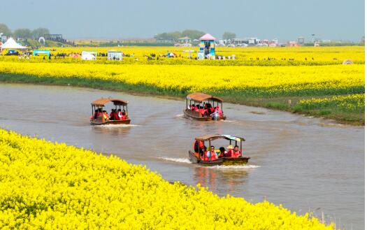 “颜值”变“产值” 春日经济激活消费大市场