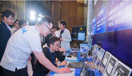 自研EDA软件为硬件创新协同打开新空间