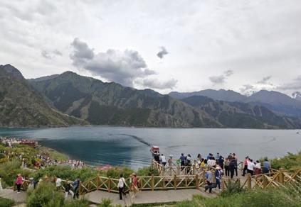 272条研学线、28项活动，新疆2026春假文旅“大礼包”尽显多元魅力