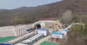 为经济高质量发展开创新局面 多地重大工程项目建设加速推进