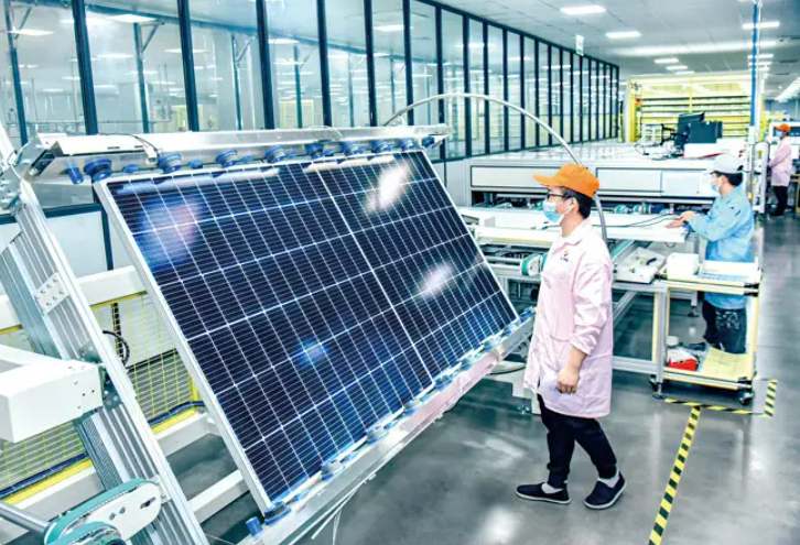 光伏产品出口退税正式取消 产业步入“质优价稳”转型关键期