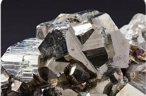 这个稀有金属站上“C位”的时代逻辑