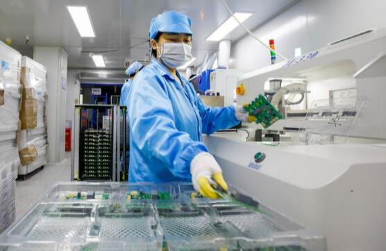 破解“急难愁盼”问题 新一轮惠企政策出台