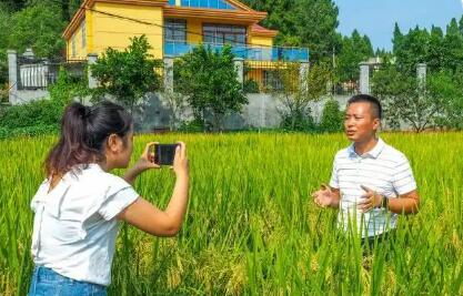 重庆潼南：以“村播”赋能乡村振兴