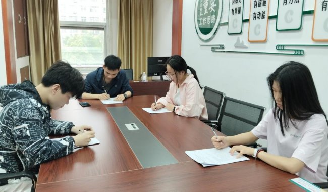 湖北罗田：“新老共进”跑出队伍成长加速度