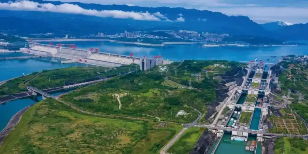 时隔三十年，三峡为何再建超级航道？