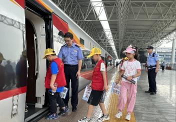 6月11日起儿童旅客可购买铁路旅游计次票