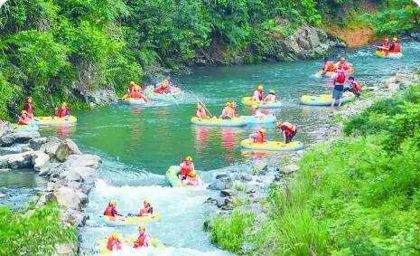补贴精准落地 交通全面升级 各地竞相“上新” 暑期文旅消费热潮涌动