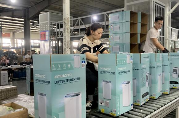 欧洲持续高温 中国避暑产品卖爆了